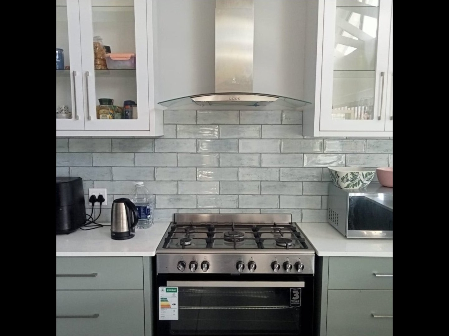To Let 3 Bedroom Property for Rent in Mont Fleur Mountain Estate Western Cape